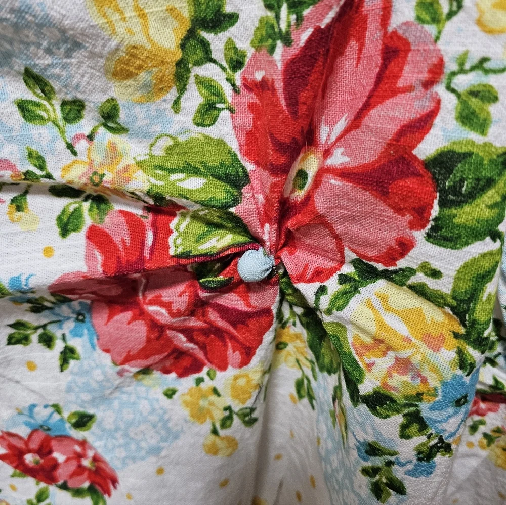 Pioneer Woman Fabric  Cotton Shower Curtain 72 In By 72 In Excellent Condition